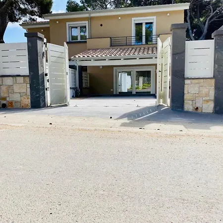 Appartement Nuova Residenza Dei 7 Pini A Pochi Passi Dal Mare Porto Pino