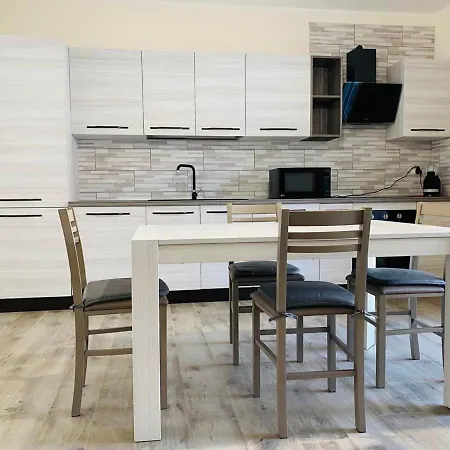Apartment Nuova Residenza Dei 7 Pini A Pochi Passi Dal Mare *
