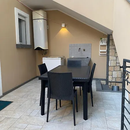 Apartment Nuova Residenza Dei 7 Pini A Pochi Passi Dal Mare Porto Pino