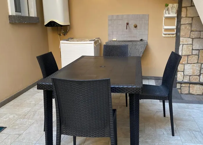 Nuova Residenza Dei 7 Pini A Pochi Passi Dal Mare アパート